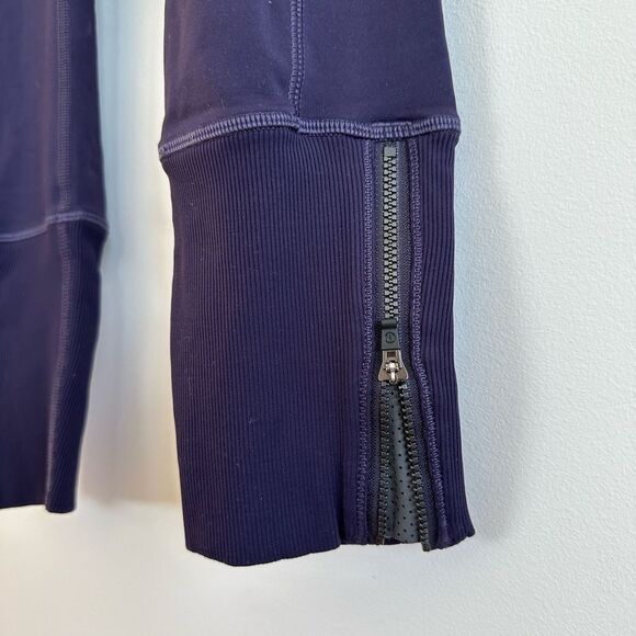 NEW Lululemon purple 34” leggings - Picture 4 of 11